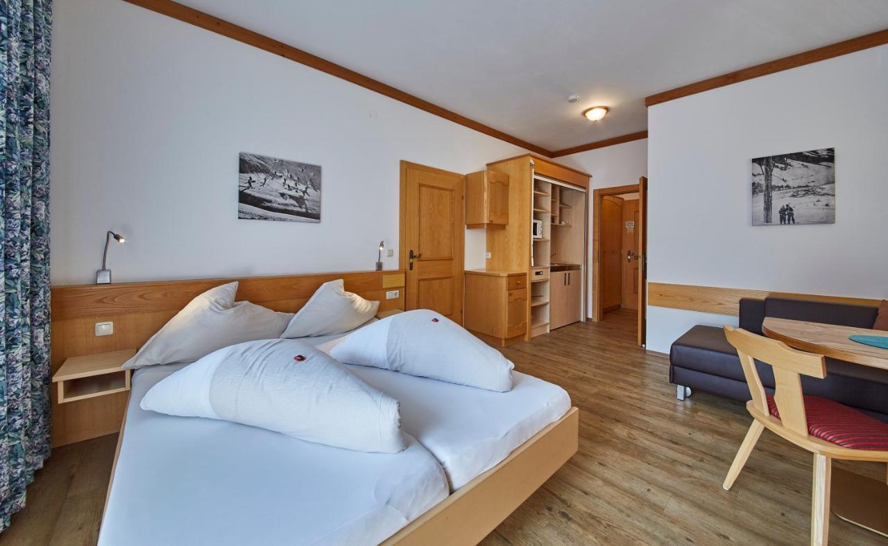 Apart-Hotel Forellenhof Saalbach-Hinterglemm Quarto foto